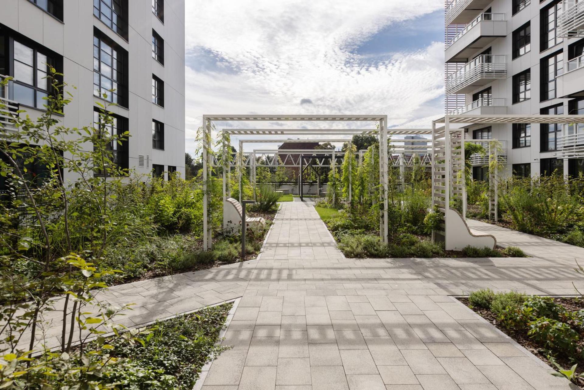 Solidarnosc Three Bedrooms & Garden Apartment Danzica Esterno foto